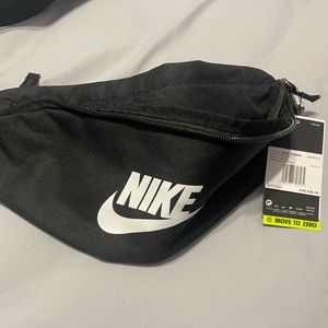 Nike Fanny pack brand new with tags